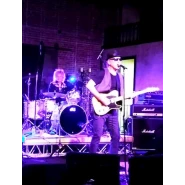 Tommy Tutone
