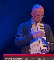 Hailu Mergia