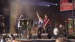 Kids in Glass Houses