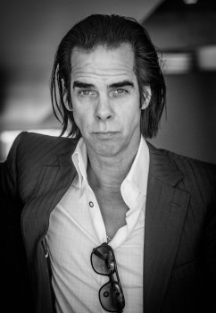 Ник Кэйв черно-белая фотография Nick Cave photo